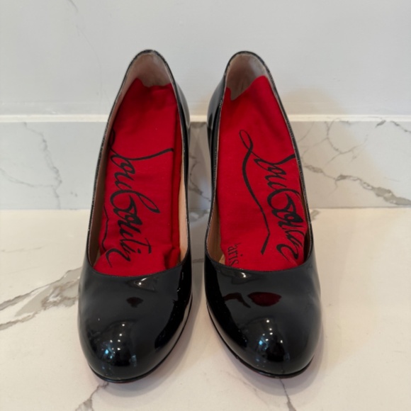 Christian Louboutin Black Patent Round Toe Classic Heels, Size 42 - Picture 7 of 8